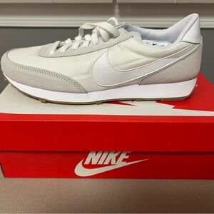 Nike Women’s Daybreak Sneakers